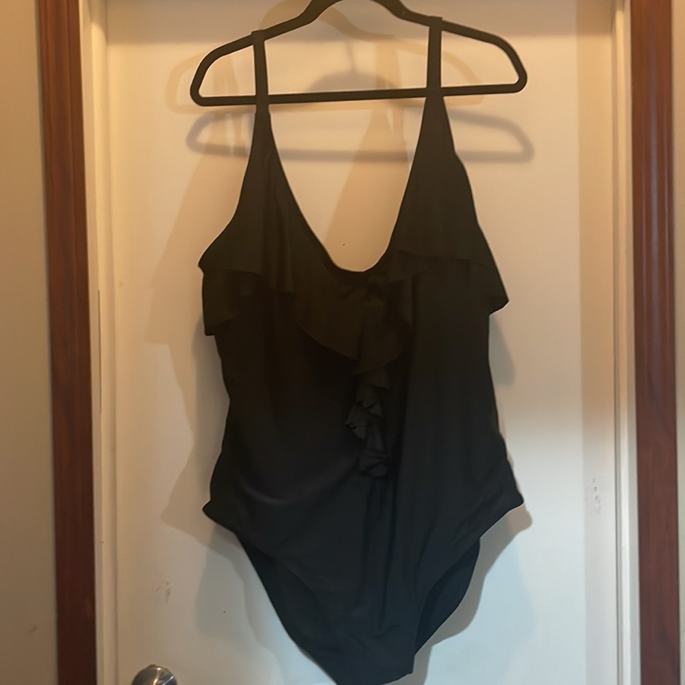 Fashion Nova Ruffle Plunge One Piece Bathing Suit 3XL
